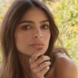 Anillos de la colección de Emily Ratajkowski para Spinelli Kilcollin