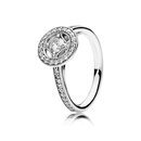 Anillo plateado de la colección para bodas de Pandora 2018