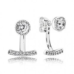 Pendientes plateados de la colección para bodas de Pandora 2018