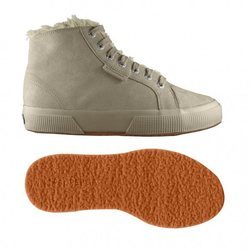 Zapatilla para niño en color beige de la nueva colección de otoño/invierno 2018/2019 de Superga