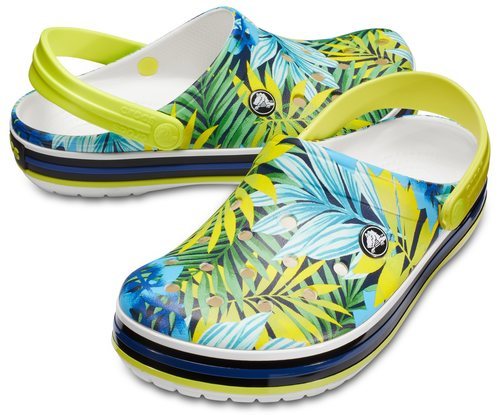 Zuecos con estampado tropical de la nueva colección de mujer de Crocs 2018