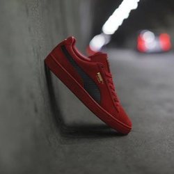 Zapatillas Puma SF Suede 50 inclinadas con la colaboración de Ferrari 2018