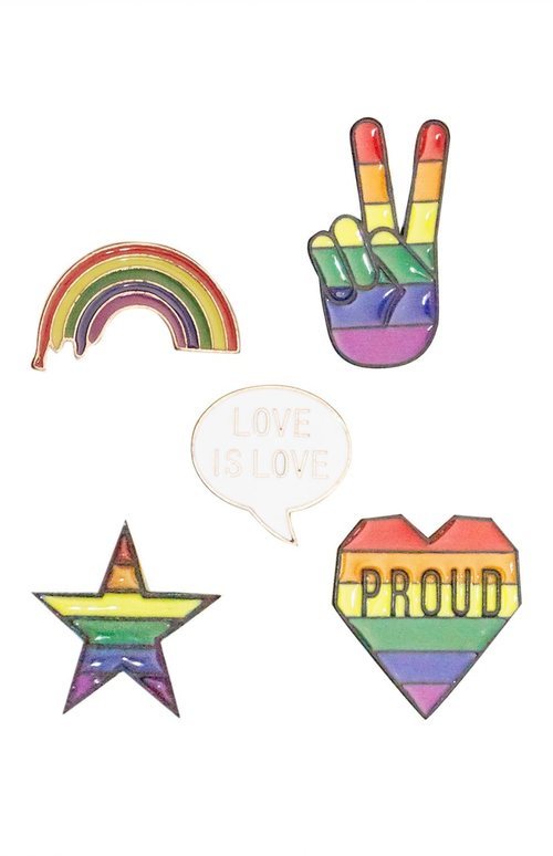 Pins con formas de la colección 'Pride 2018' de Primark