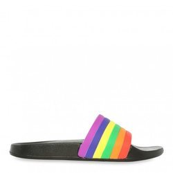 Chanclas con la bandera multicolor de la colección 'Pride 2018' de Primark