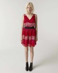 Vestido corto rojo de encaje de la nueva colección primavera/verano de Sisley 2018