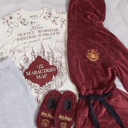 Conjunto para dormir de la nueva colección 'Harry Potter x Primark'