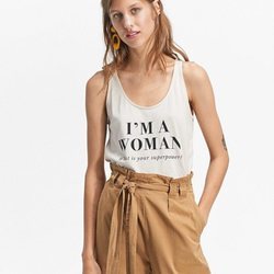 Camiseta 'I'm a Woman' de la colección primavera/verano 2018 de Stradivarius