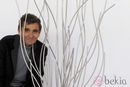 Adolfo Domínguez posa muy divertido