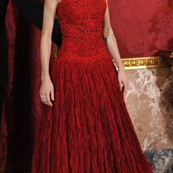 Letizia Ortiz con vestido de gala en rojo
