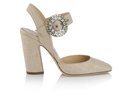Sandalia en color beige de la colección pre-fall 2018 de Jimmy Choo