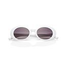 Gafas blancas de la colección primavera/verano 2018 de Benetton