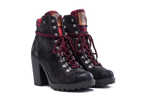 Botines negros de la nueva colección otoño/invierno 2018/2019 de la firma Replay
