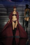 Conjunto lencero burdeos de Andrés Sardá en Madrid Fashion Week primavera/verano 2019