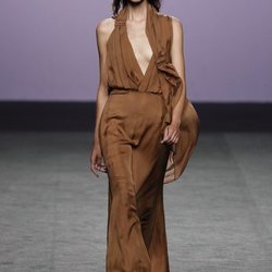 Vestido largo de Roberto Torretta en Madrid Fashion Week primavera/verano 2019