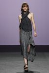 Falda asimétrica de Roberto Torretta en Madrid Fashion Week primavera/verano 2019