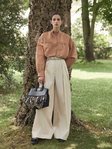 Total look de mujer en tonos beige de la colección primavera/verano 2019 de Salvatore Ferragamo