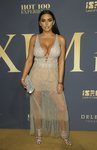 Abigail Ratchford con un vestido transparente en la fiesta Maxi Hot 100 Experience en Los Ángeles 2018