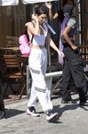 Kendall Jenner con un chándal Adidas en West Hollywood 2018