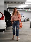 Sofía Vergara con unas sandalias de purpurina gris 2018