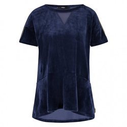 Camiseta de terciopelo de la colección cápsula 'Urban ChicX' de Hunkemoller