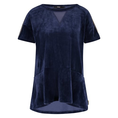 Camiseta de terciopelo de la colección cápsula 'Urban ChicX' de Hunkemoller