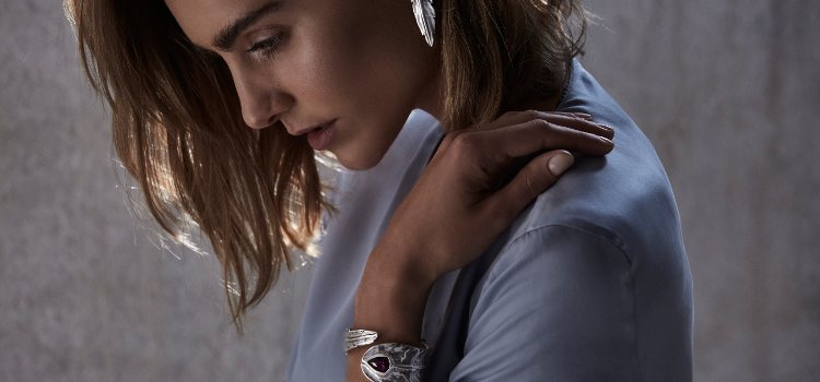Pendientes y brazalete de la colección 'Phases of Love' de UNOde50