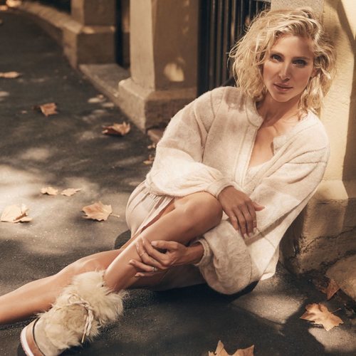 Elsa Pataky con unos botines de pelo de la nueva colección de otoño/invierno 2018/2018 de Gioseppo
