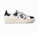 Zapatilla de Mickey Mouse de la colección otoño/invierno 2018/2019 de Desigual