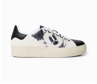 Zapatilla de Mickey Mouse de la colección otoño/invierno 2018/2019 de Desigual