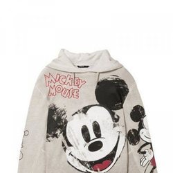 Sudadera gris de Mickey Mouse de la colección otoño/invierno 2018/2019 de Desigual