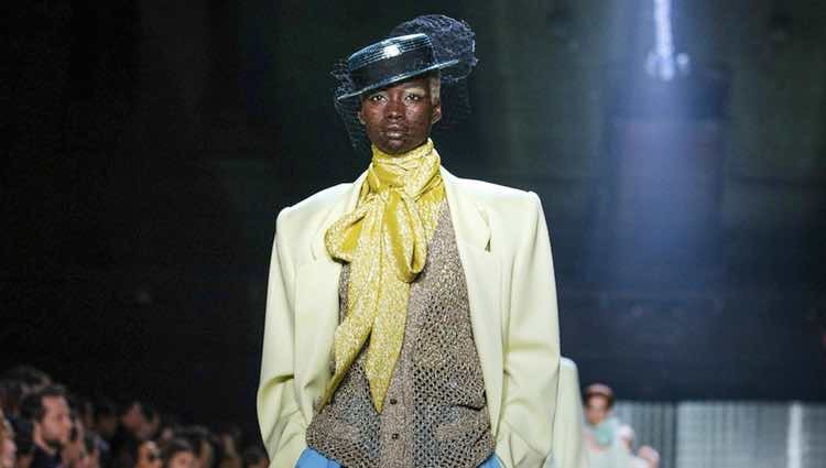 Abrigo masculino de Marc Jacobs primavera 2019 en la New York Fashion Week