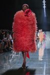 Vestido rojo de Marc Jacobs primavera 2019 en la New York Fashion Week