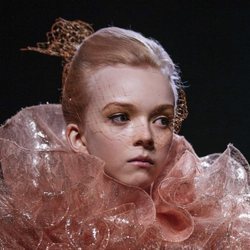 Cuello de volantes de Marc Jacobs primavera 2019 en la New York Fashion Week