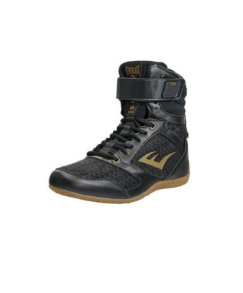 Botas altas de la colección cápsula de Oysho con Everlast