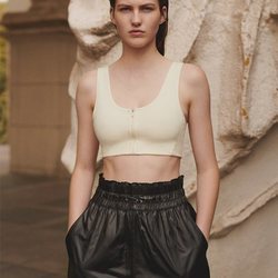Top con pantalón holgado de la colección Wild Thoughts de marca Oysho