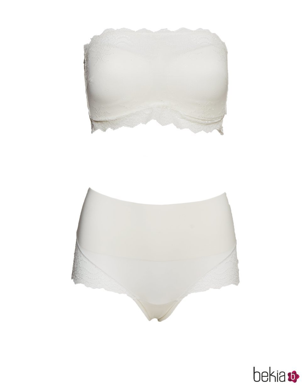 Conjunto de lencería 'Powder' de Spanx