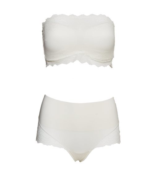 Conjunto de lencería 'Powder' de Spanx