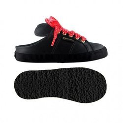 Zapatilla de Minnie Mouse de la colección 'Superga x Disney'