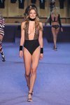 Body de rejilla de Etam primavera/verano 2019 en la Paris Fashion Week