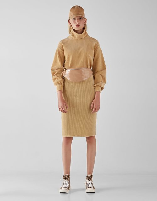 Twin set de pana de la colección otoño/invierno 2018/2019 de Bershka