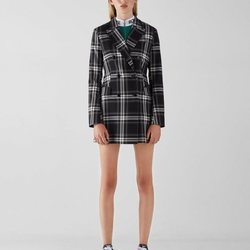 Abrigo de estampado tartán de la colección otoño/invierno 2018/2019 de Berhska
