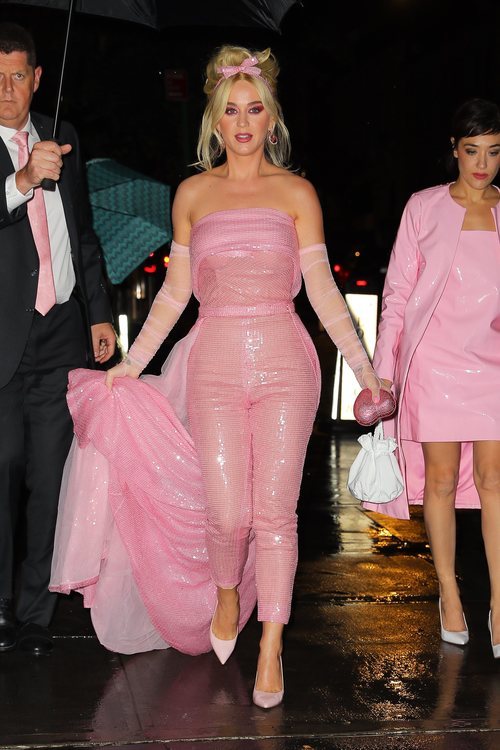Katy Perry vestida de chicle en la gala FFany