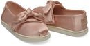 Bailarinas rosas con lazo de la colección 'Tiny' de la firma Toms