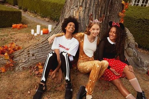Modelos disfrazadas con diseños de la colección cápsula de Halloween de H&M 2018