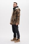 Justin Timberlake posa con una chaqueta militar de su colección en colaboración con Levi's
