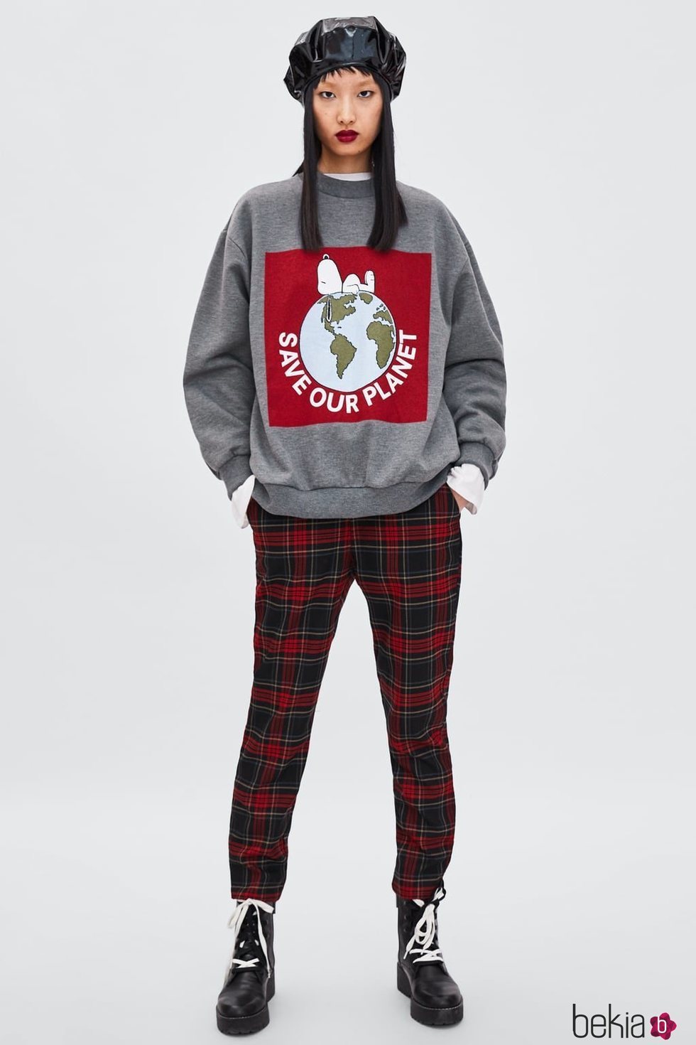 Sudadera de Snoopy de la colección otoño/invierno 2018/2019 de Zara