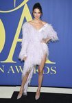 Kendall Jenner en la alfombra roja de los CFDA Fashion Awards 2018 con un vestido de Alexandre Vauthier