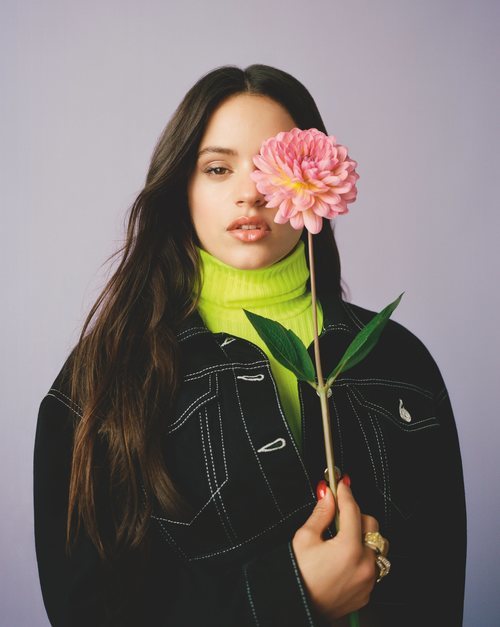 Imagen promocional del anuncio de la colección Pull&Bear by Rosalía