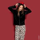Chaqueta de terciopelo negra de la colección de Mickey Mouse de Tezenis Underwear