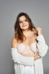 Alicia, imagen de la campaña #MUYNOSOTRAS de Women'secret